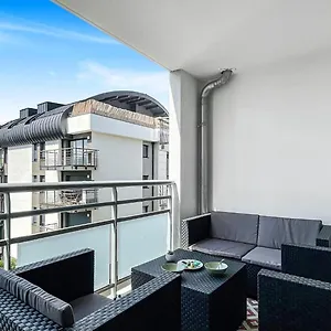 Homey Chloe - New - Parking Gratuit - Balcon Prive - Proche Geneve Appartement