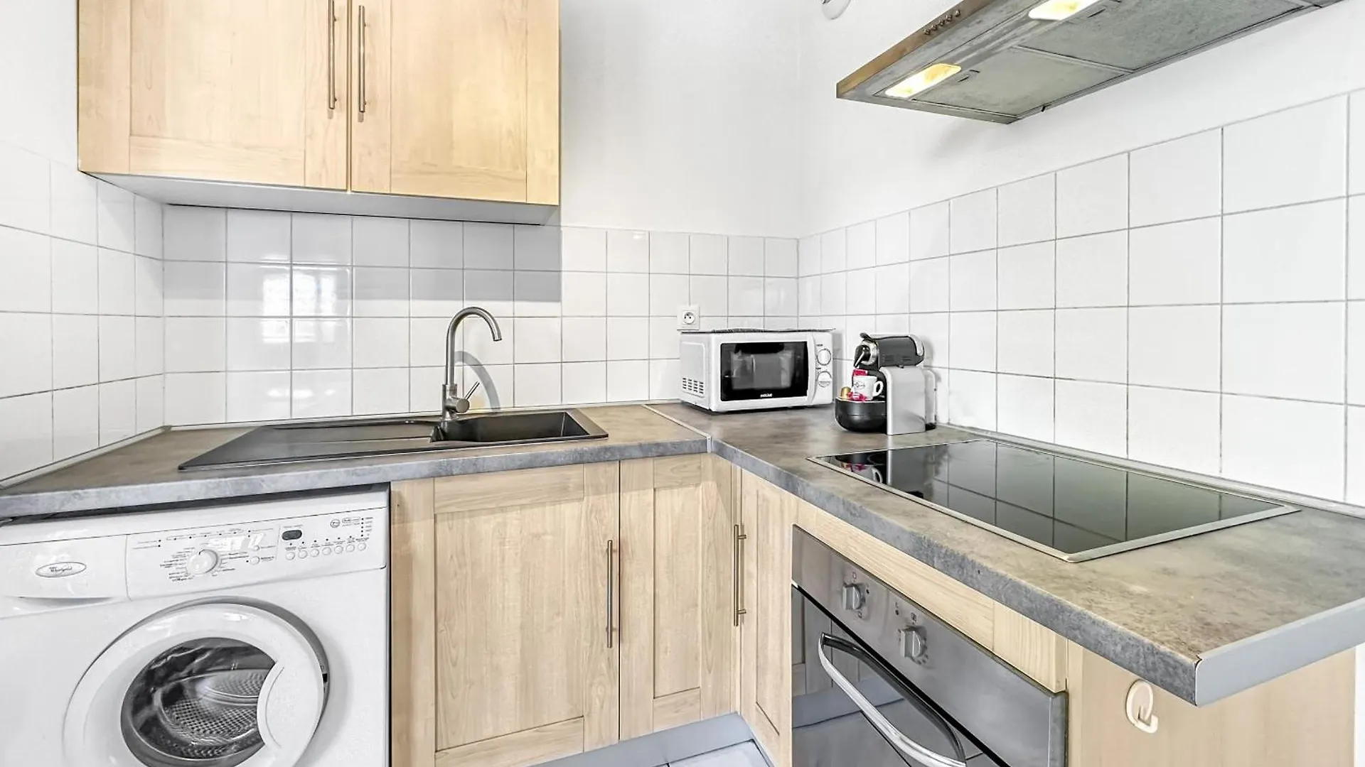 Apartment Homey Florissant - Proche Gare / Parking Gratuit / Balcon Prive / Wifi Gratuit Annemasse